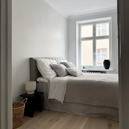 Newly Renovated Flat In Ullanlinna Helsinki Exterior photo